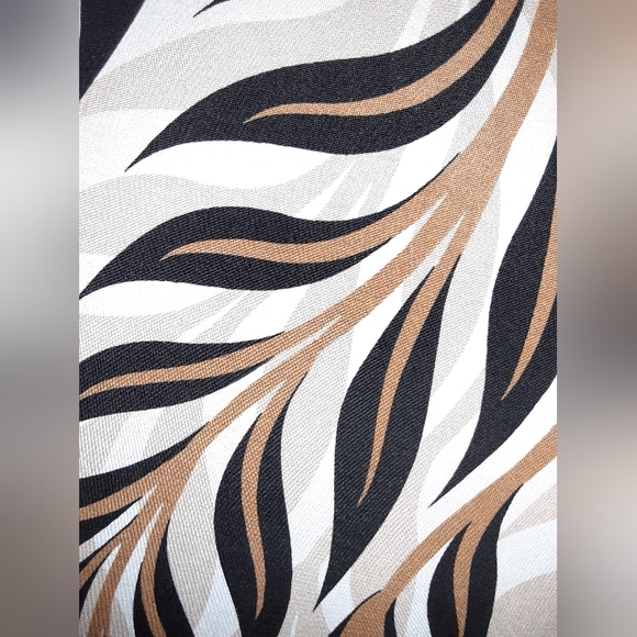 3x Bob Mackie Wearable Art Palm Printed High-Low Hem Top in Brown/ Tan - Picture 4 of 10